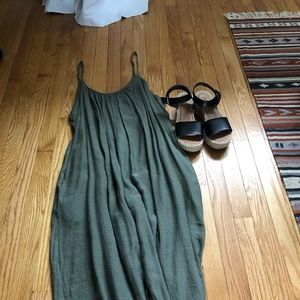 Flowy linen jumpsuit/romper